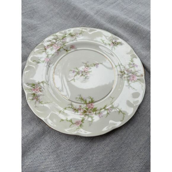 Theodore Haviland New York  - ROSALINDE - 7.5" Salad Plate (8) Available - Picture 1 of 8